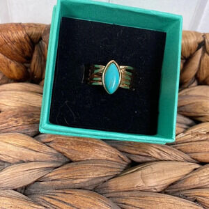 Gold tone ring with turquoise coloured stone - multiple sizes - New